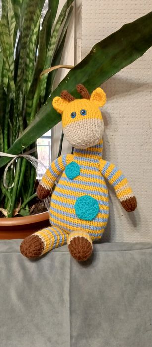 Продам вязанные игрушки