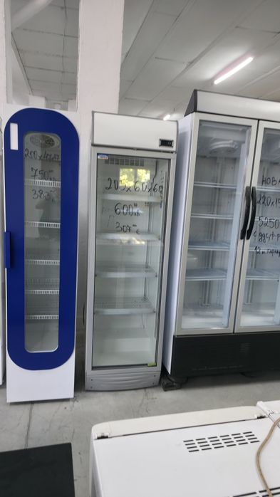 Хладилна витрина 200х60х60см