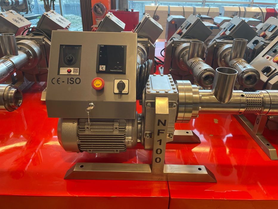 Маслопресс NF 100 холодного отжима семян масличных культур