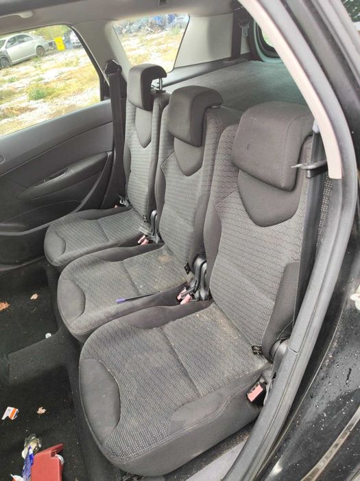 Peugeot 308 sw на части 1.6 hdi