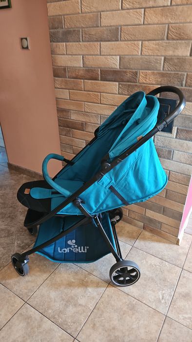 Лятка детска количка