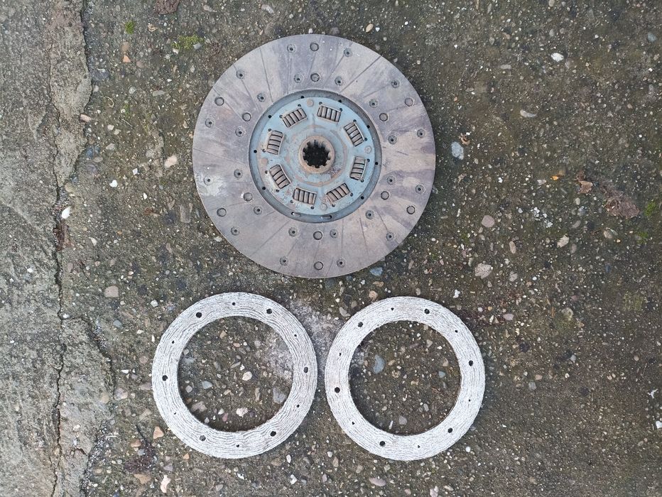 Части товарни камиони ЗИЛ, ГАЗ, Жук, Ниса