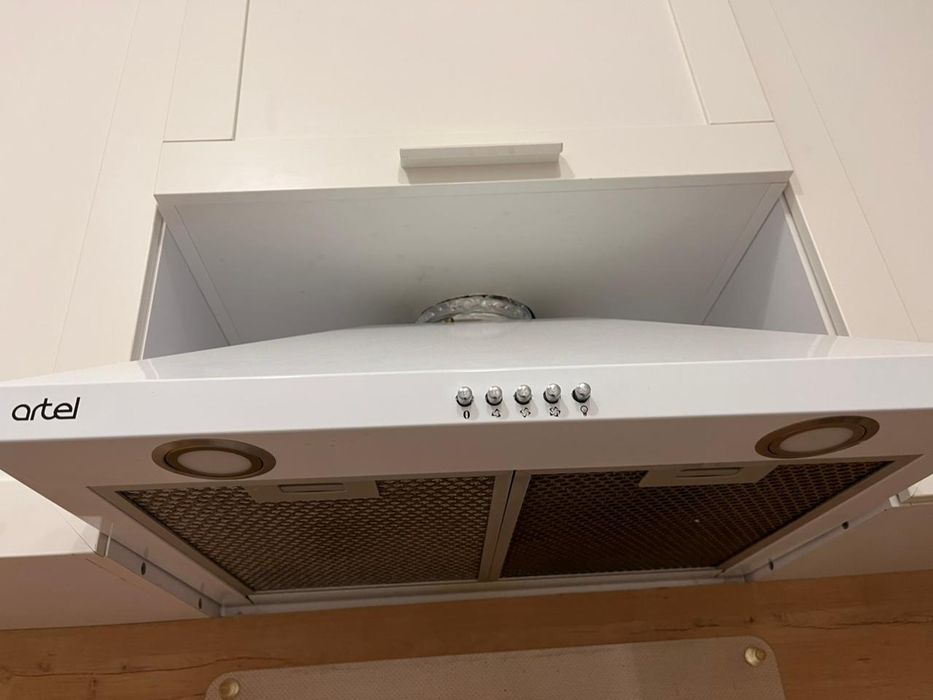 Продам   вытяжку