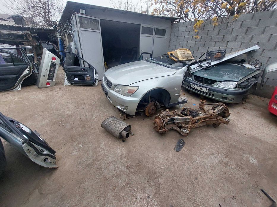 запчасти на lexus ls 200