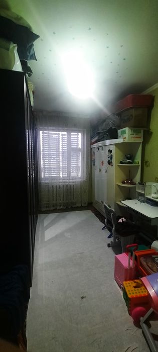 Продается 3х комнатная квартира, за каналом.