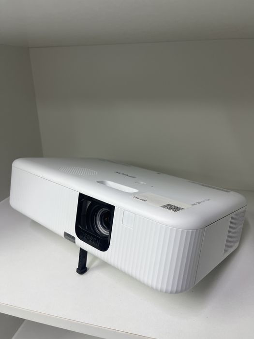 проектор Epson co-fh02