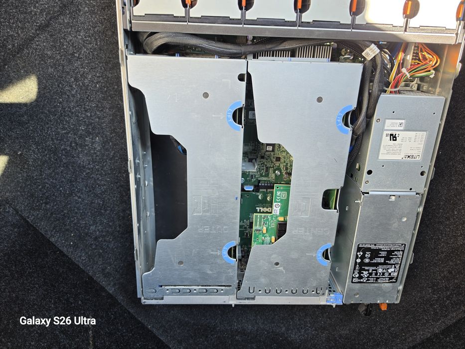 Компютър Dell workstation R5500