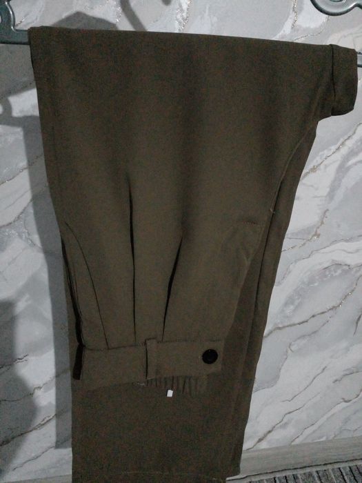 Klassik uslubdagi shim va rubashka  Xitoyniki ikkovi ham  M razmerda