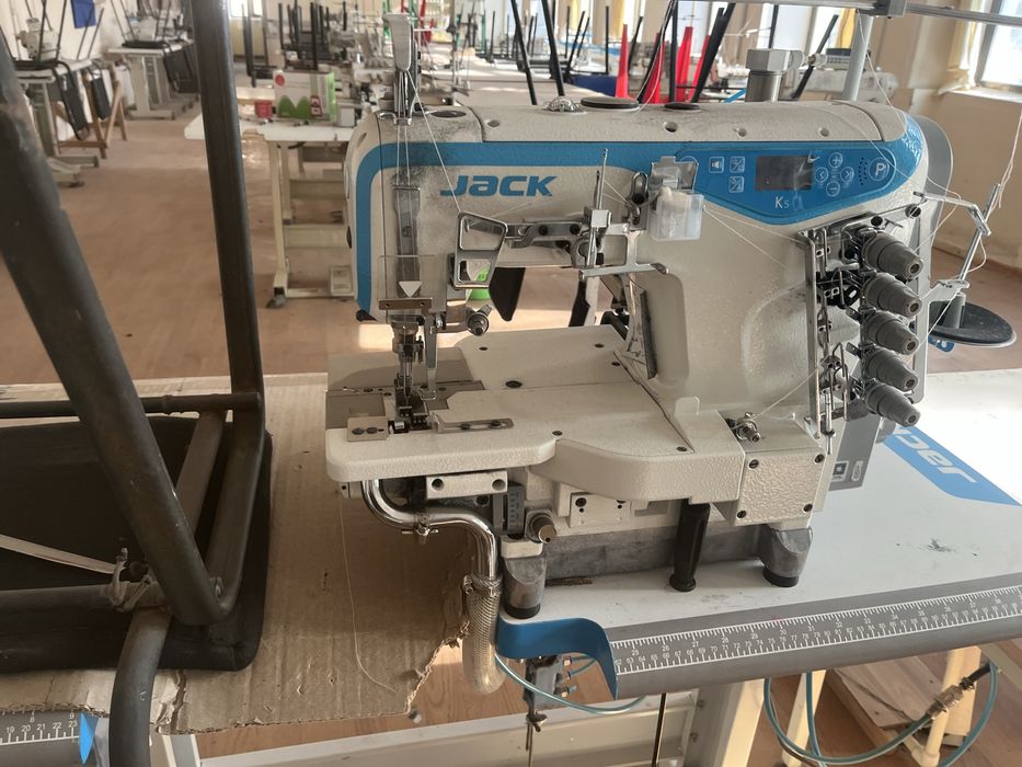 Jack ,Juita хар хил тикув мошиналари сотилади