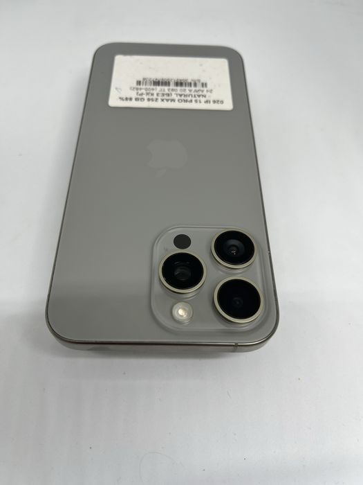 15 pro max 256 gb 88%