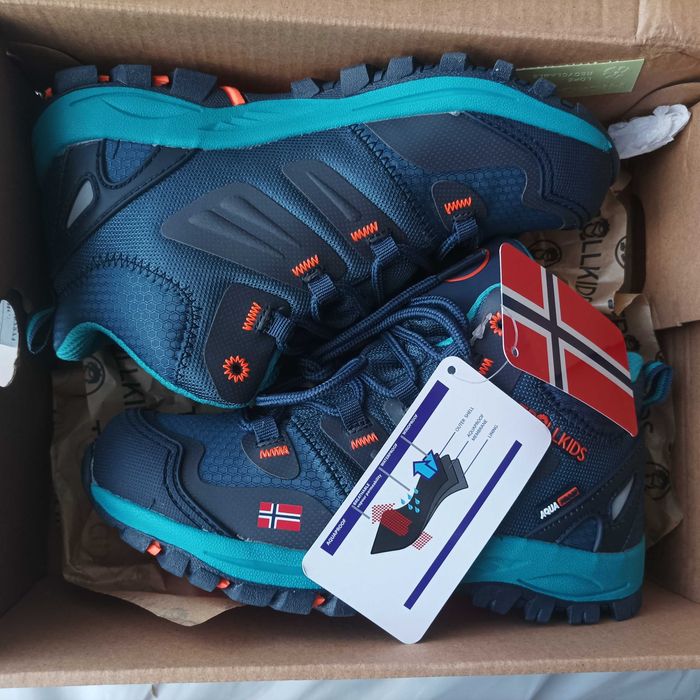 2бр.Tommy Hilfinger N32 гумени ботуши