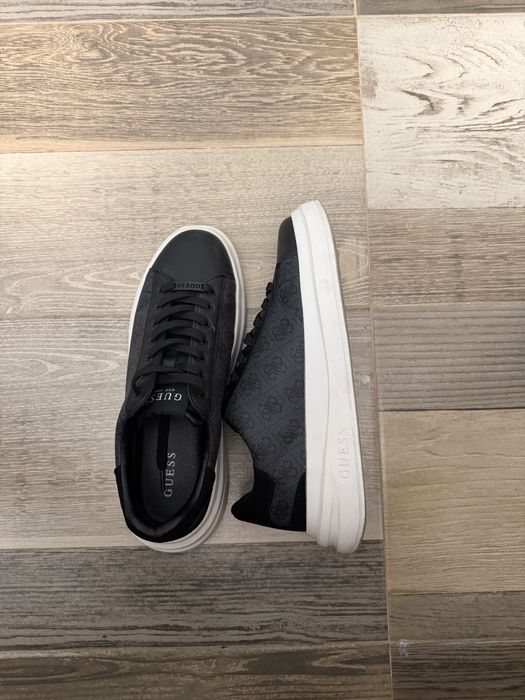 GUESS маратонки – нови 44 номер(отговарят на 45) с кутия