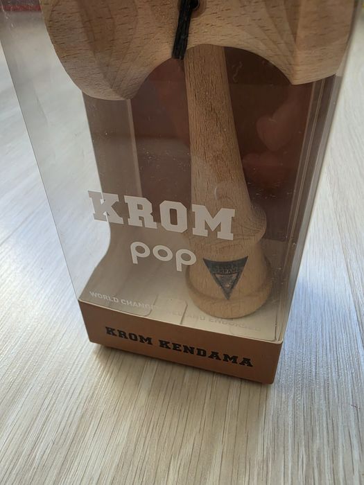 Kendama Krom pop