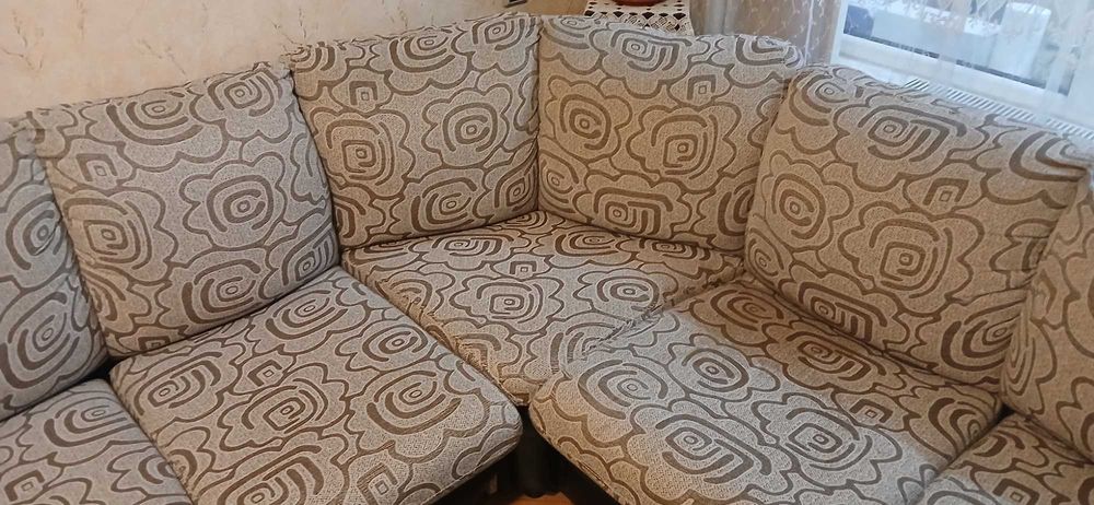 Ъглов диван-разтегателен