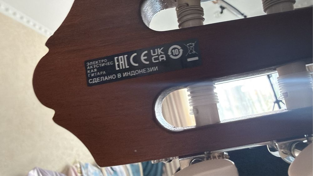 Гитара Ямаха Новый. Электрический классика