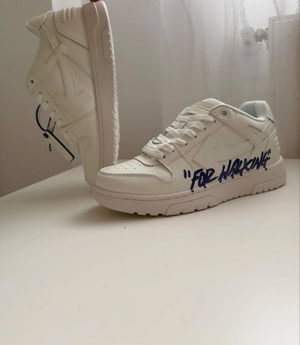 Off white out of office 40-45