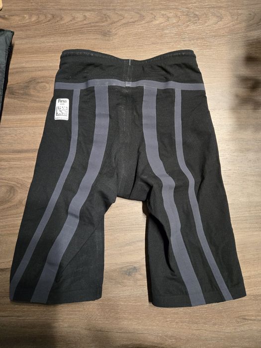 Бански Arena Powerskin Carbon