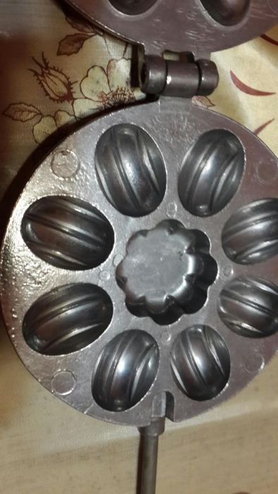 Продам стальную орешницу