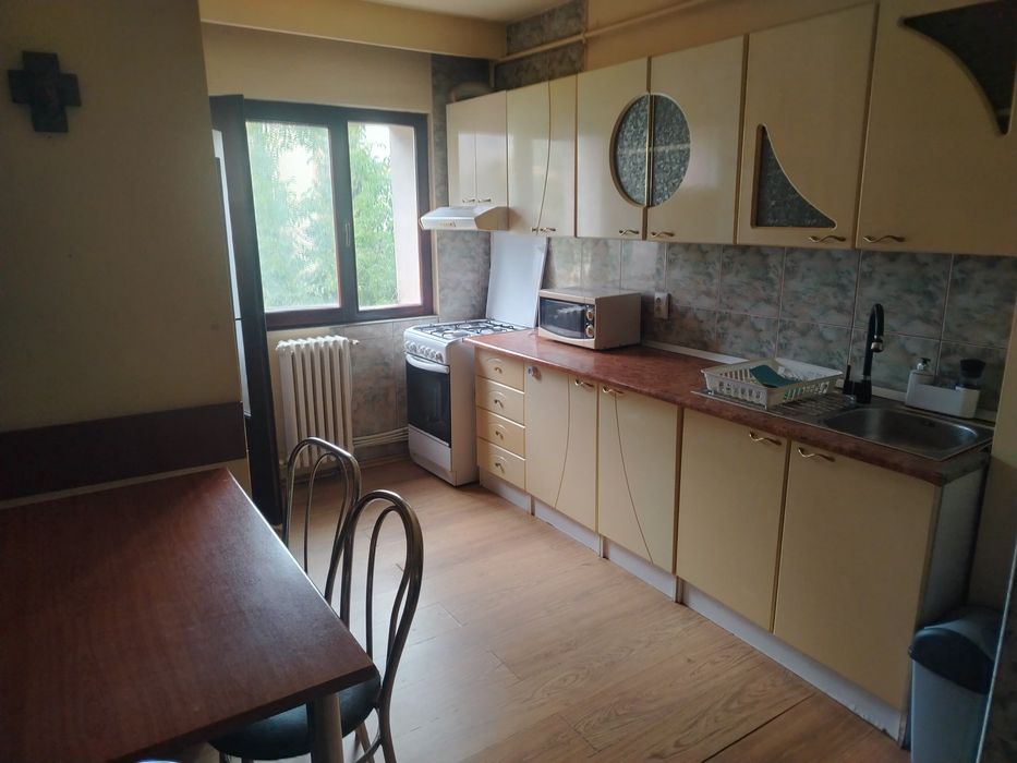 Închiriez apartament 2camere