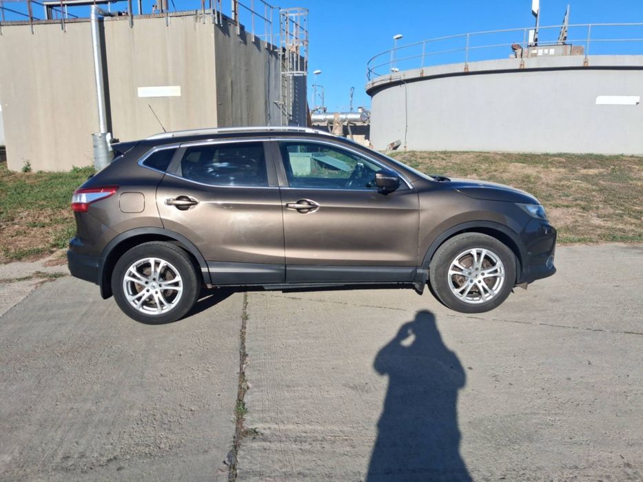 Vând Nissan Qashqai