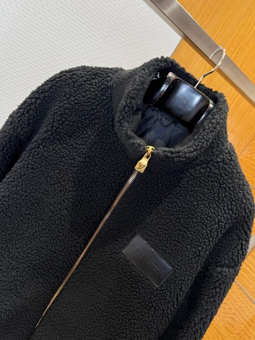 Geaca Louis Vuitton cu blana Premium