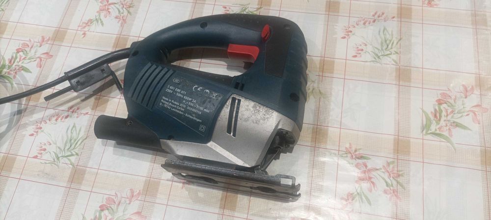 Bosch GST 75 BE прободен трион