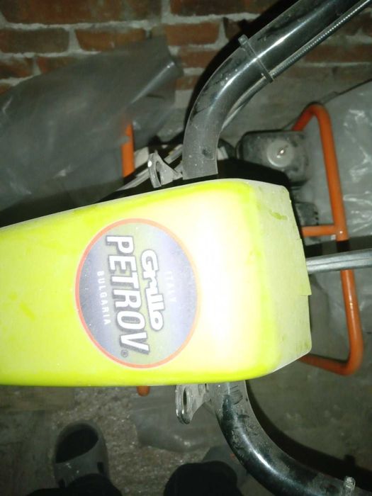 Продавам мотофреза