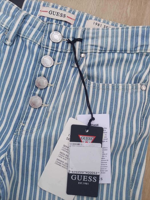 Панталон guess xs 25  син бял райе