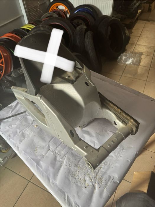 Dezmembrez Suzuki gsr 600 2006-2011 16k km