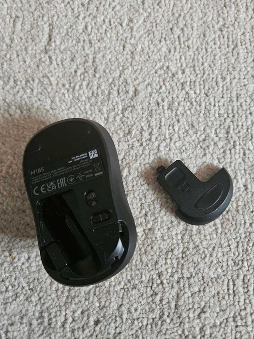 Комплект чанта за лаптоп с мишка - (Canyon и Logitech)