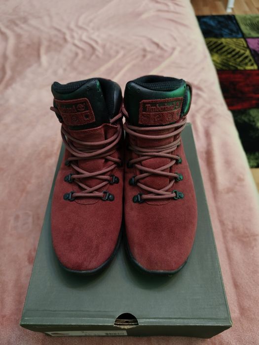 Vând ghete timberland