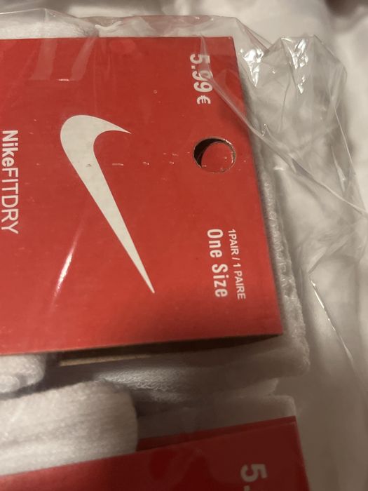 Sosete nike akbe si negre - marime unuversala