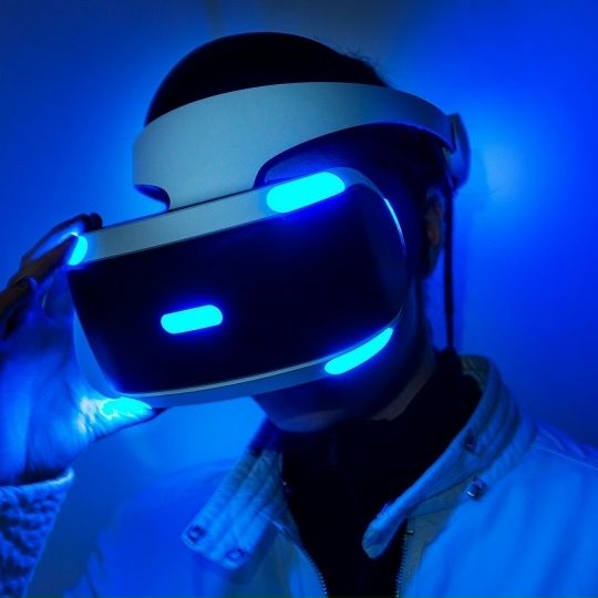 PlayStation VR очки,2 move,1 диск