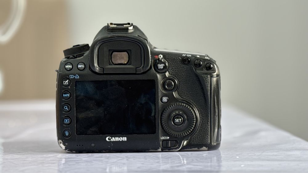 Продается фотоаппарат 5д марк 3. 5d mark3