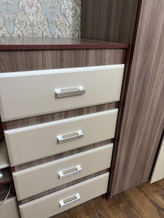 Шкаф и комод в отличном состоянии