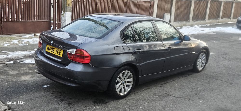 Bmw e90 320d  2007