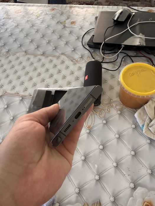 Продам Samsung galaxy s 23 ultra
