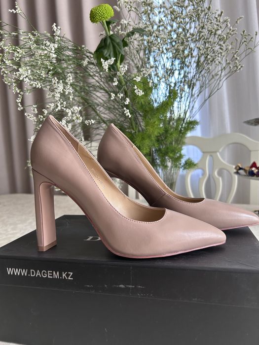 Туфли женские DAGEM