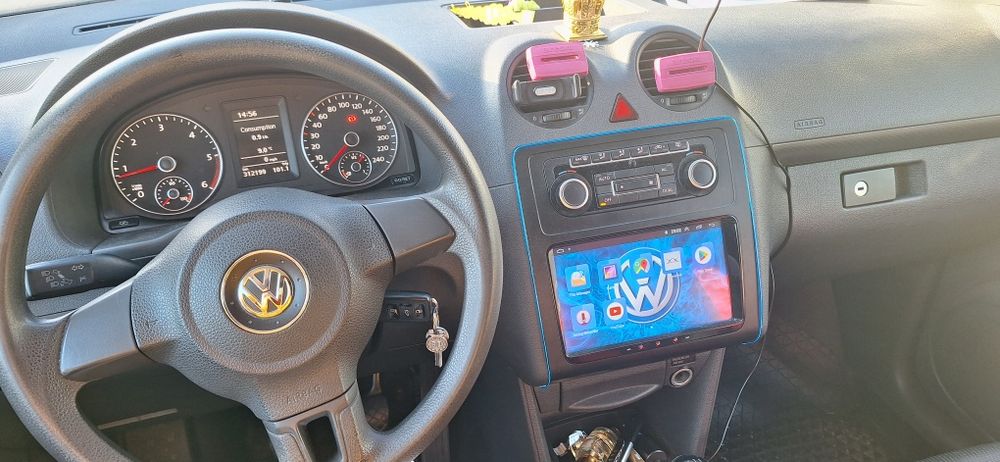 VOLKSWAGEN Caddy 2011 — imagine 3