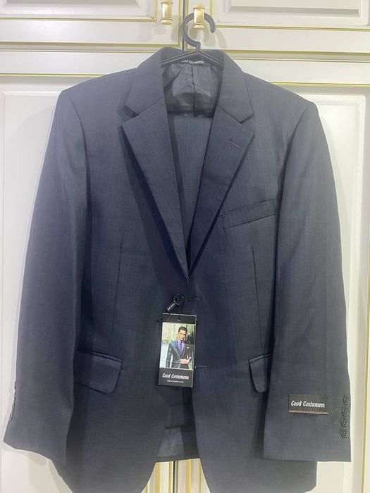 Мужские  костюмы