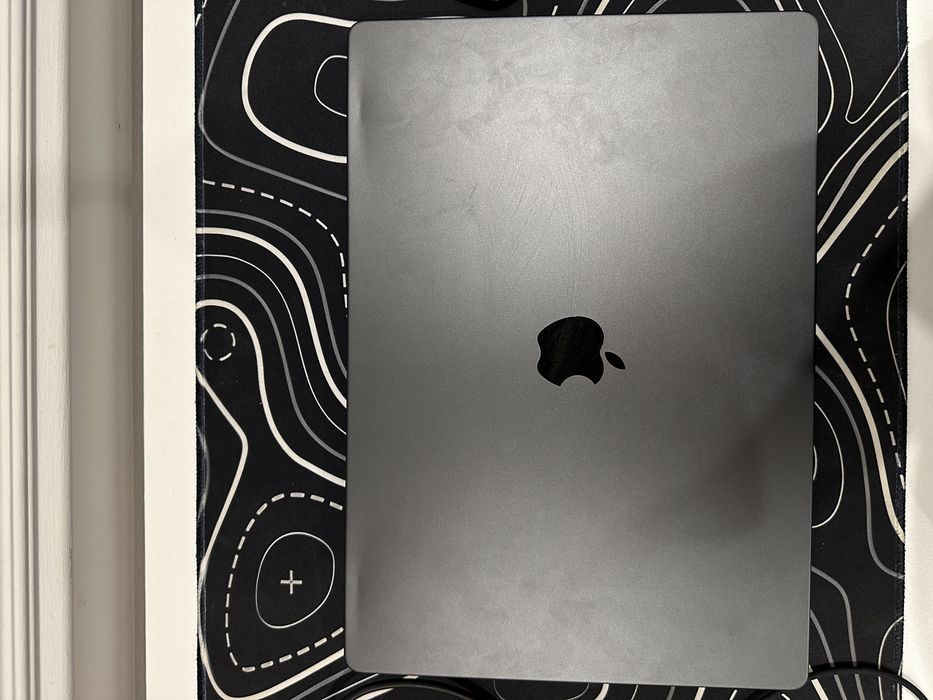 MacBook m3 pro/ 16 дюймов / 512 SSD