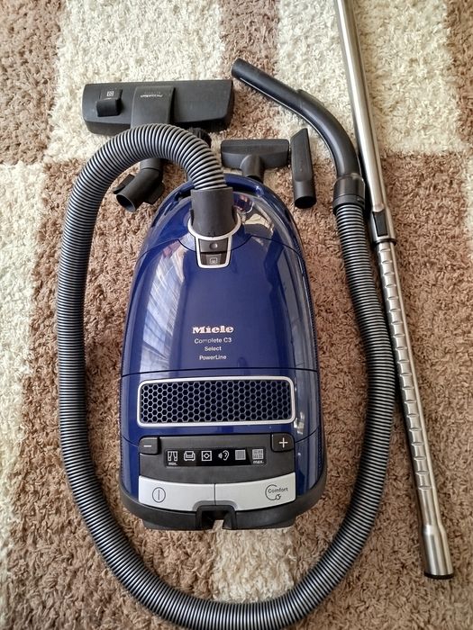 Прахосмукачка Miele Complete c3