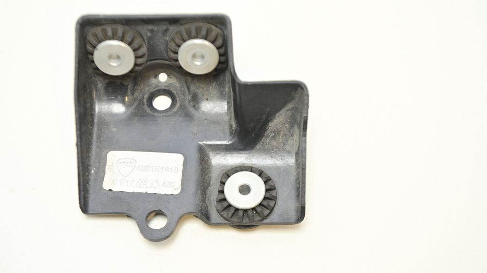 Carene Lateral Stanga Superioara Vas Expansiune Senzor Viteza Ducati