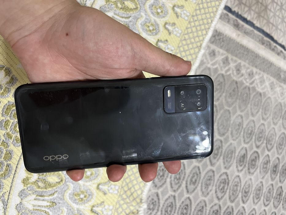 Oppo продается телефон