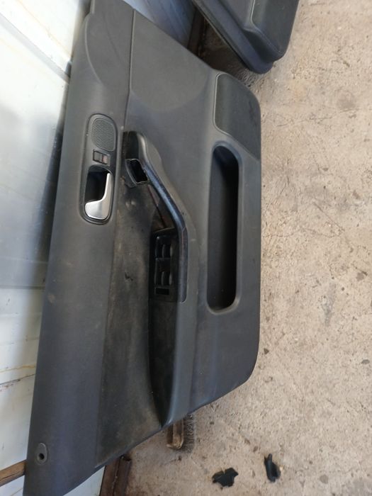 Кори за вратите ауди а3 8л