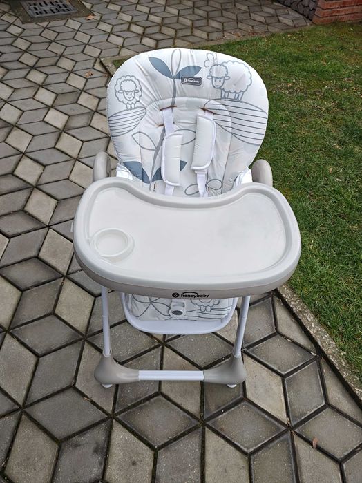 Scaun de masă bebe honeybaby cu poziție de somn și 7 trepte înălțime