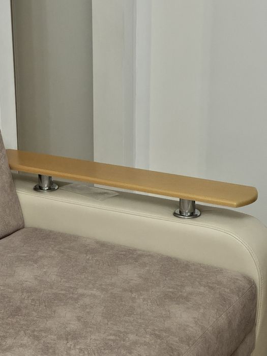 Диван + кресло с подушками