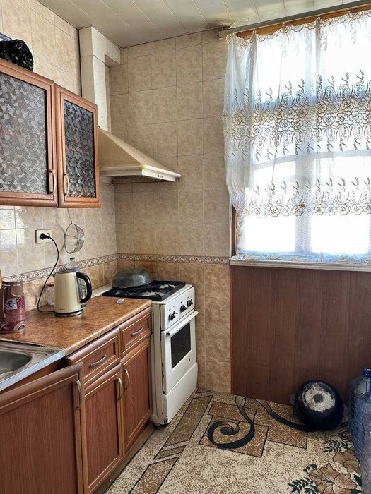 СРОЧНО!!! Продается квартира 77 серия 3/4/4 Кибрай центр.(L)