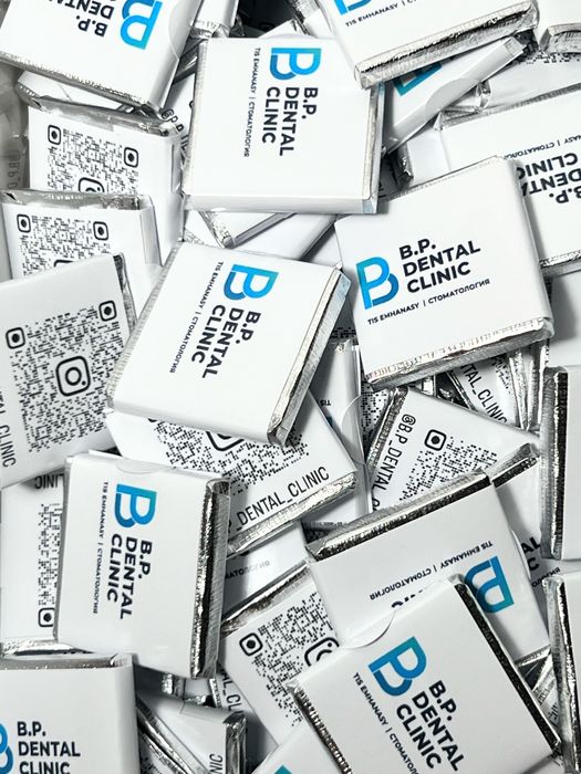 Печать на лентах стикеры бирки