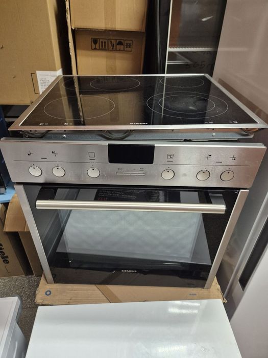 Фурна с керамични котлони Сименс за вграждане